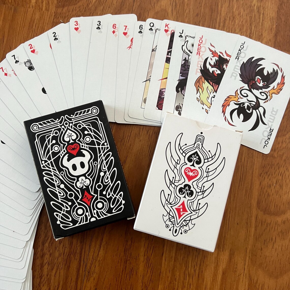 Hollow Knight Standard-Pokerka – Board Game Card Bewertung und Preis